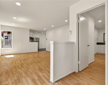 1155 Linden Avenue - Photo Thumbnail 7