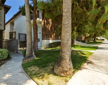 1155 Linden Avenue - Photo Thumbnail 13