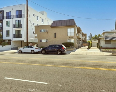 6140 Whitsett Avenue - Photo Thumbnail 13