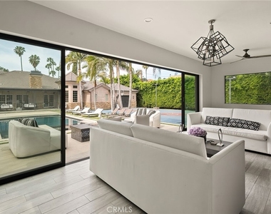 4816 Gloria Avenue - Photo Thumbnail 24