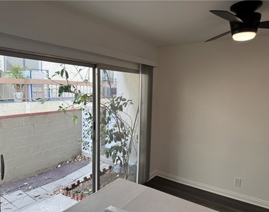 1164 Irving Avenue - Photo Thumbnail 30