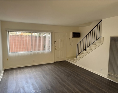 1164 Irving Avenue - Photo Thumbnail 1