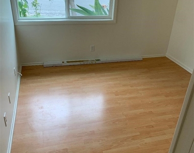 2537 W 225th Place - Photo Thumbnail 1