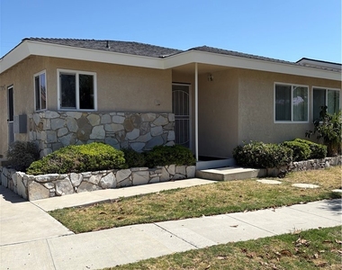 2537 W 225th Place - Photo Thumbnail 10