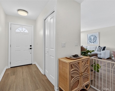 24601 Harbor View Drive - Photo Thumbnail 5