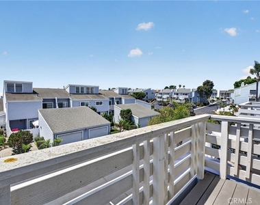 24601 Harbor View Drive - Photo Thumbnail 28