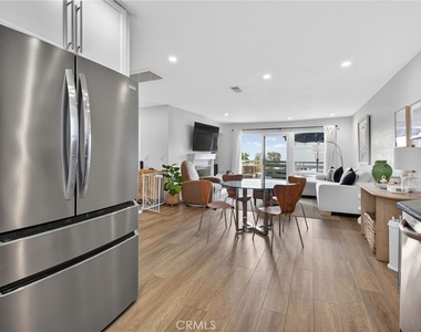 24601 Harbor View Drive - Photo Thumbnail 17