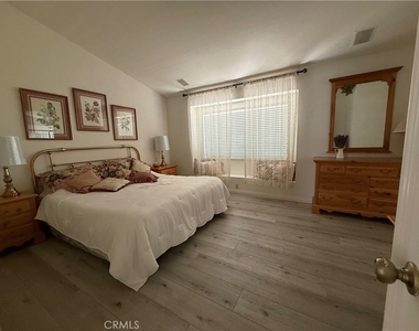 16236 Peppertree Lane - Photo Thumbnail 12