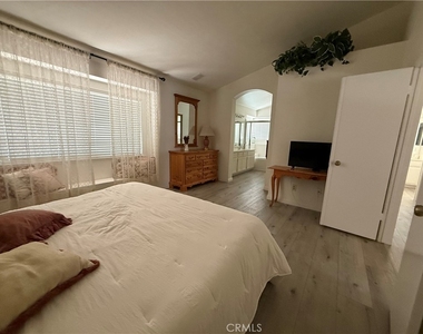 16236 Peppertree Lane - Photo Thumbnail 13