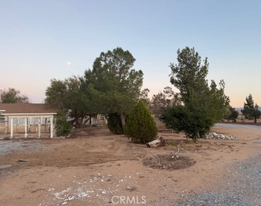 16100 Navajo Road - Photo Thumbnail 13