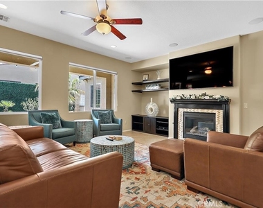 84649 Pavone Way - Photo Thumbnail 3
