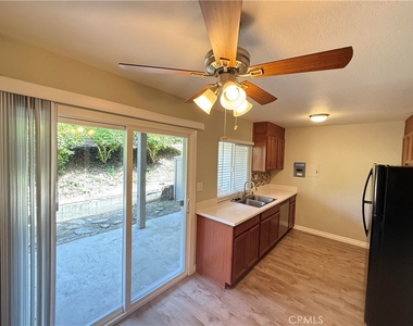 23732 Hillhurst - Photo Thumbnail 2