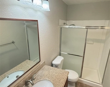 23732 Hillhurst - Photo Thumbnail 25