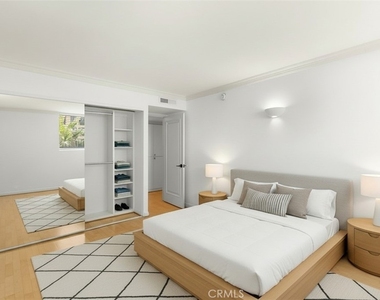 10535 Wilshire #912 - Photo Thumbnail 6