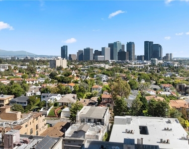 10535 Wilshire #912 - Photo Thumbnail 31