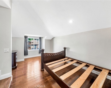 24692 Julie Ave - Photo Thumbnail 28