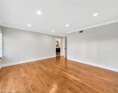 24692 Julie Ave - Photo Thumbnail 15