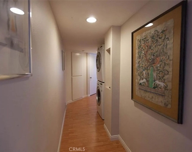 2121 Beloit Avenue - Photo Thumbnail 9