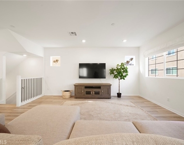 27658 S Heartwood Drive - Photo Thumbnail 9