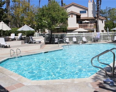 24341 Conejo - Photo Thumbnail 29