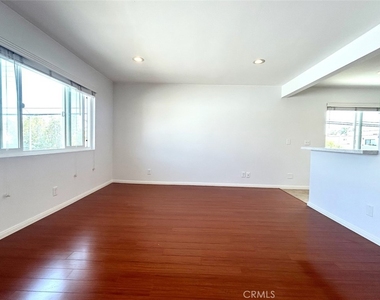 1601 Alabama Street - Photo Thumbnail 5
