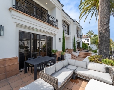 215 Poppy Avenue - Photo Thumbnail 5