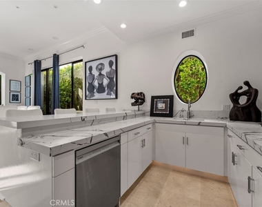 215 Poppy Avenue - Photo Thumbnail 30