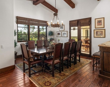 6870 La Valle Plateada - Photo Thumbnail 14