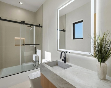 824 N Curson Avenue - Photo Thumbnail 39