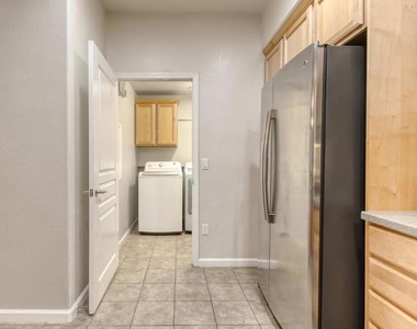 173 S Veracruz Place - Photo Thumbnail 12