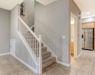 173 S Veracruz Place - Photo Thumbnail 7