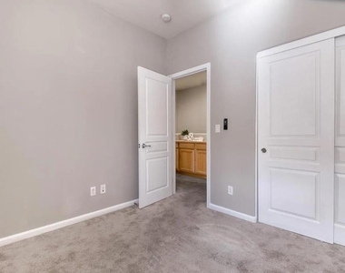 173 S Veracruz Place - Photo Thumbnail 15