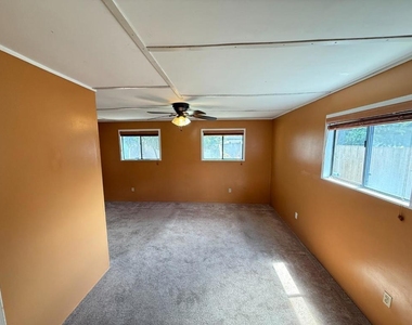 1226 148th Avenue - Photo Thumbnail 17