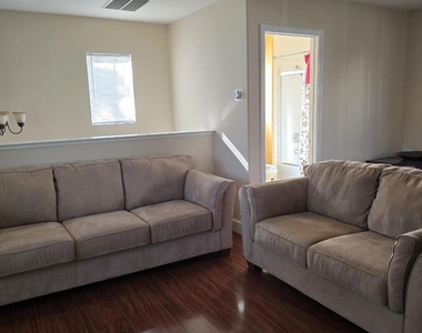 3186 Amaro Lane - Photo Thumbnail 3