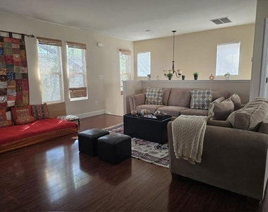 3186 Amaro Lane - Photo Thumbnail 15