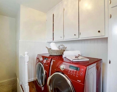 1052 Carolyn Avenue - Photo Thumbnail 32