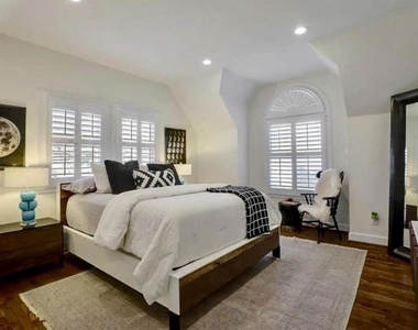 1052 Carolyn Avenue - Photo Thumbnail 25