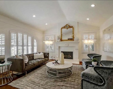 1052 Carolyn Avenue - Photo Thumbnail 5