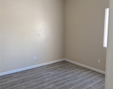 14600 Rosemary Drive - Photo Thumbnail 7