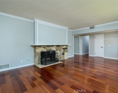 6250 Altura Avenue - Photo Thumbnail 1