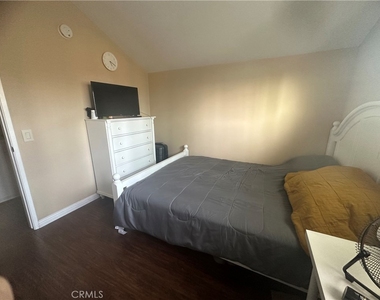22810 Mountain Laurel - Photo Thumbnail 9