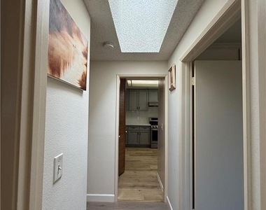 415 W Duarte - Photo Thumbnail 5