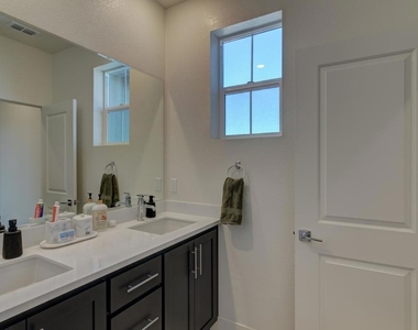 281 Cinnabar Way - Photo Thumbnail 21