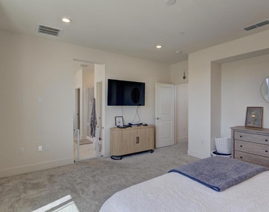 281 Cinnabar Way - Photo Thumbnail 14