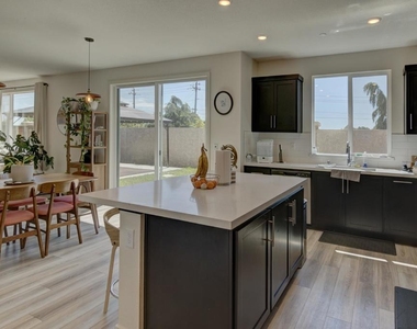 281 Cinnabar Way - Photo Thumbnail 12