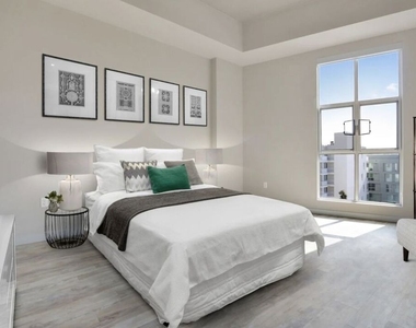 1249 S Grand Avenue - Photo Thumbnail 4
