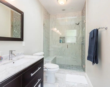 7311 Gaviota Street - Photo Thumbnail 13