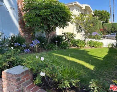 3741 Westwood Blvd - Photo Thumbnail 23