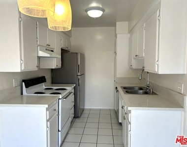 3741 Westwood Blvd - Photo Thumbnail 5