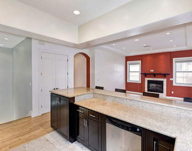 2027 Butler Avenue - Photo Thumbnail 8